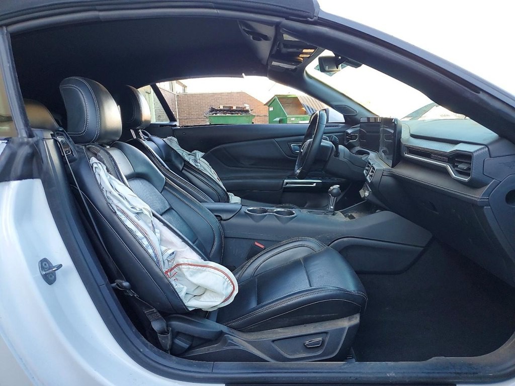 2024 Ford Mustang Image 7