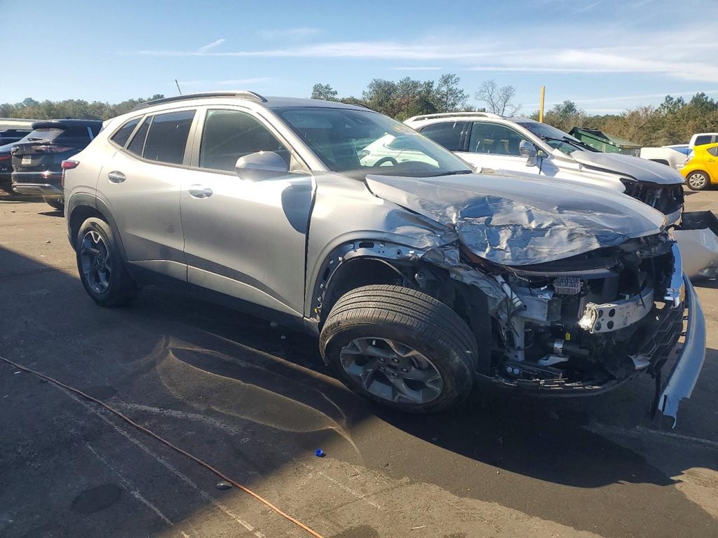 2024 Chevrolet Trax Image 4