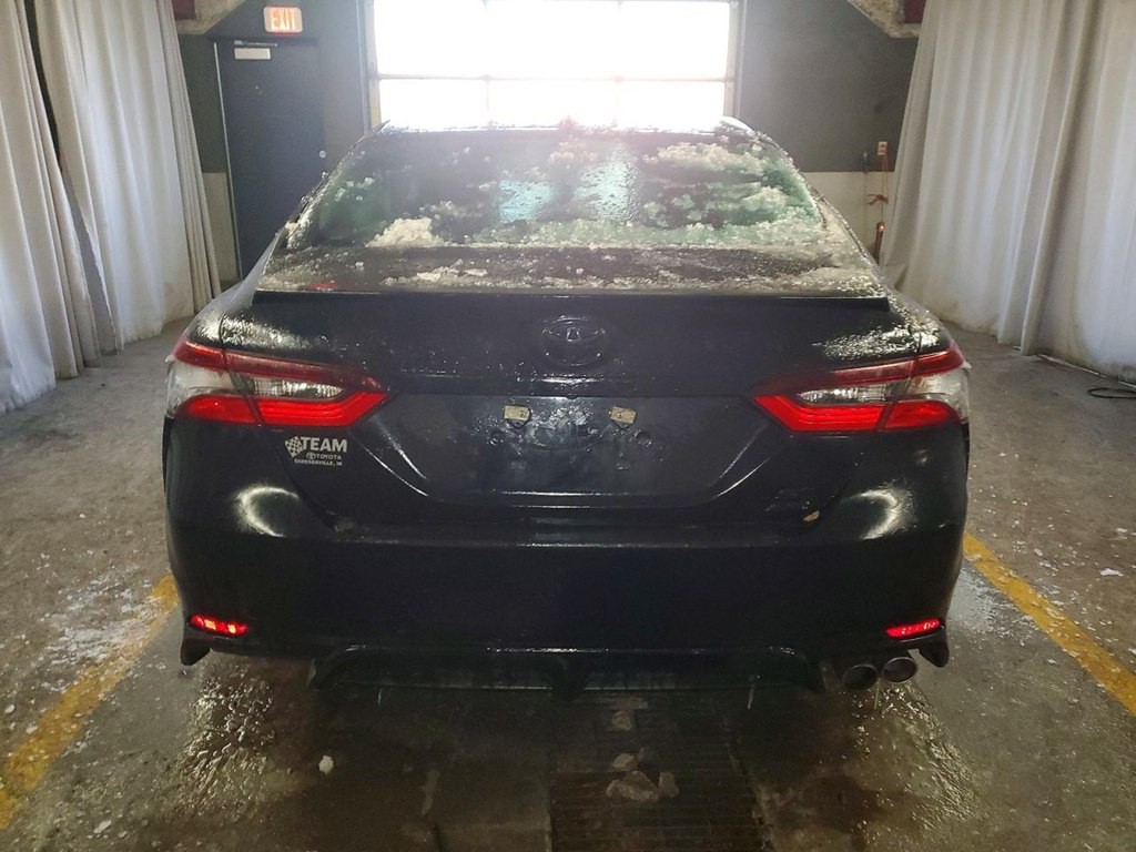 2022 Toyota Camry Image 6