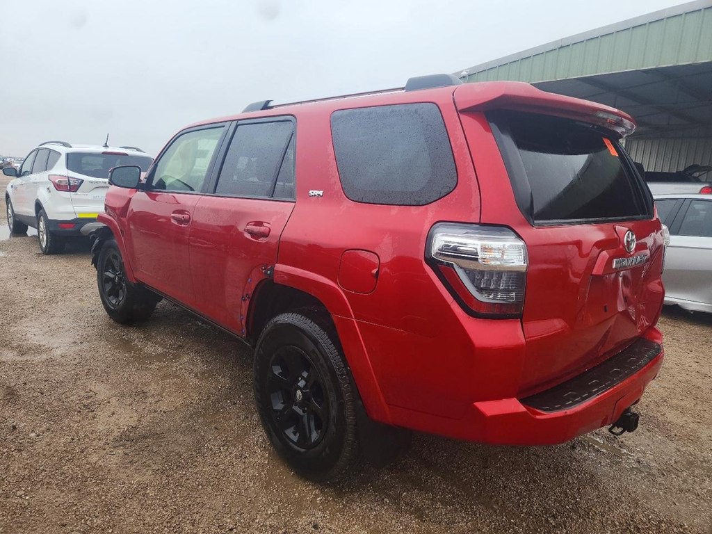 2023 Toyota 4Runner Image 2