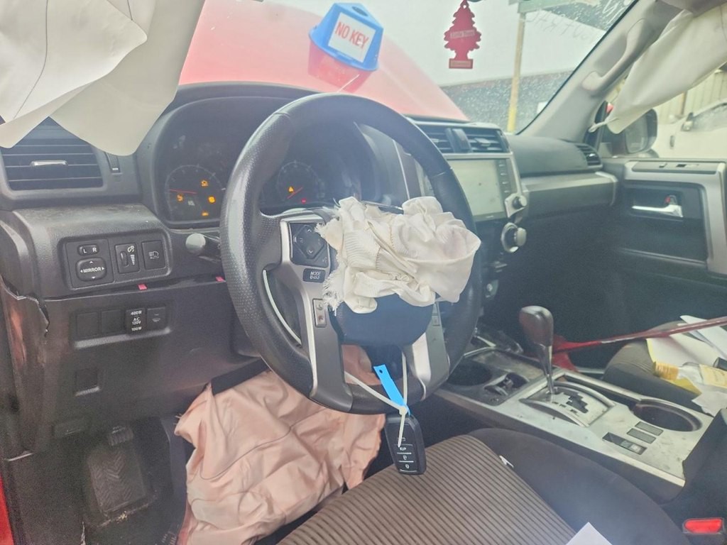 2023 Toyota 4Runner Image 8