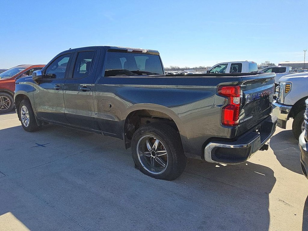 2020 Chevrolet Silverado 1500 Image 2