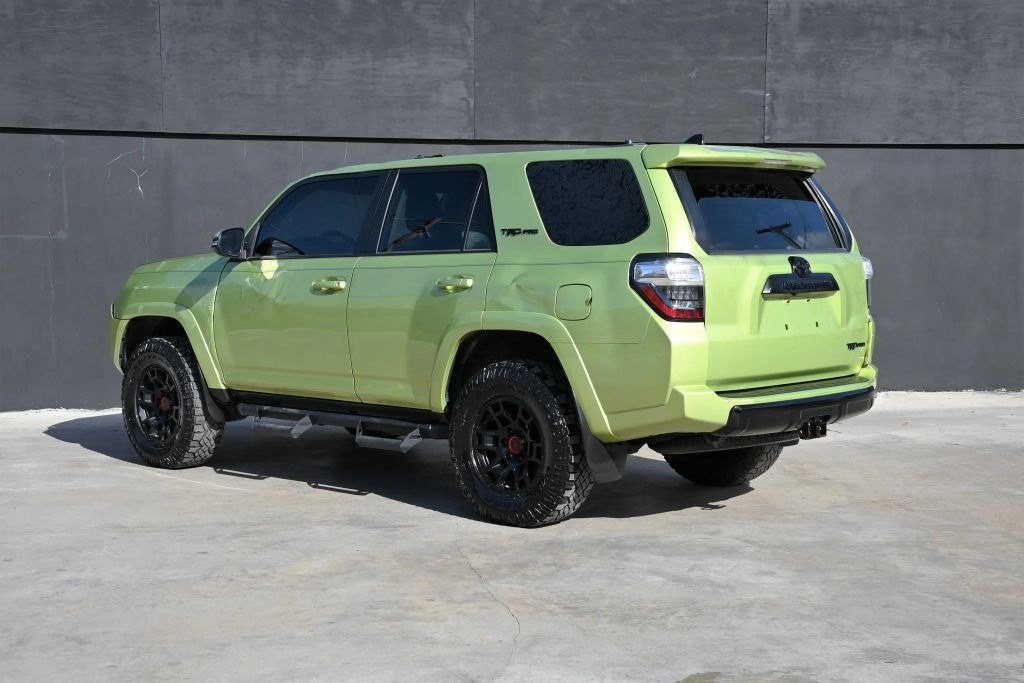2022 Toyota 4Runner Image 2
