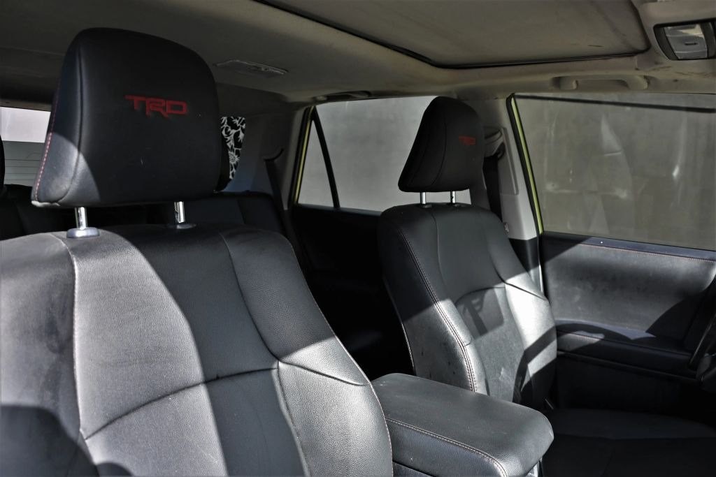 2022 Toyota 4Runner Image 14