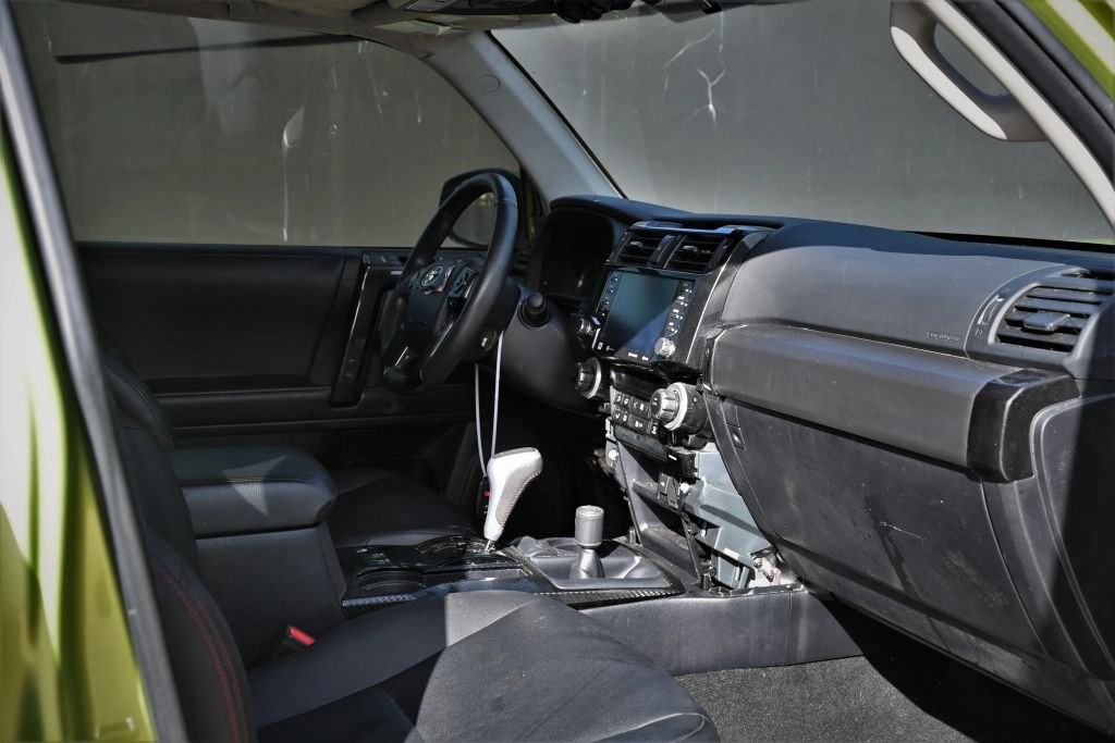 2022 Toyota 4Runner Image 16