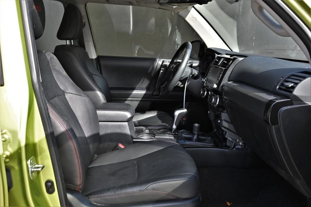 2022 Toyota 4Runner Image 17