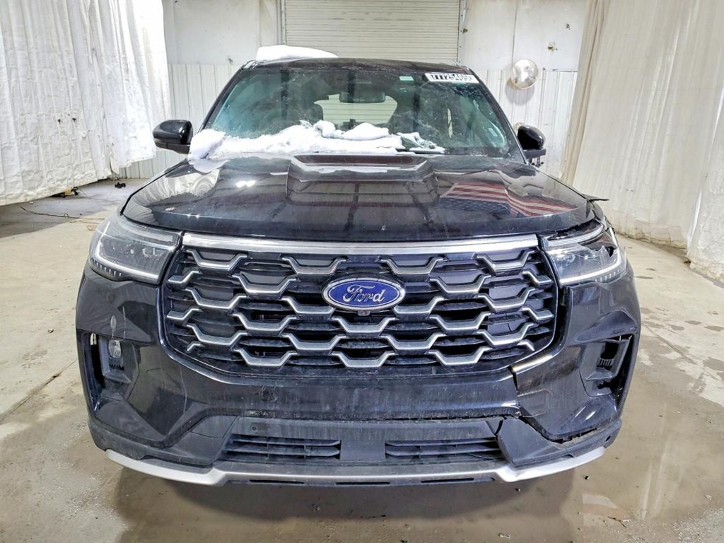 2025 Ford Explorer Image 5