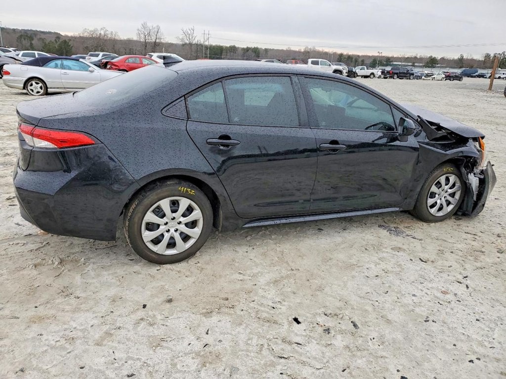 2023 Toyota Corolla Image 3