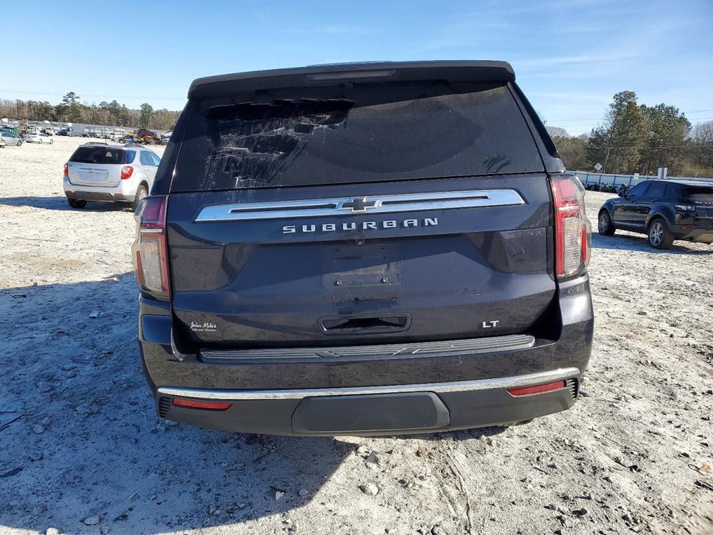 2022 Chevrolet Suburban Image 6