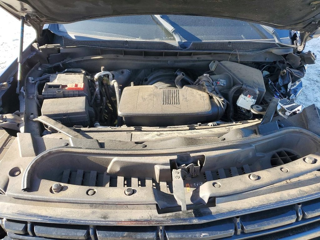 2022 Chevrolet Suburban Image 12