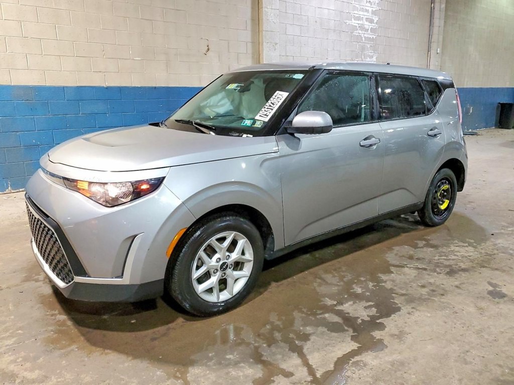 2023 Kia Soul Image 1