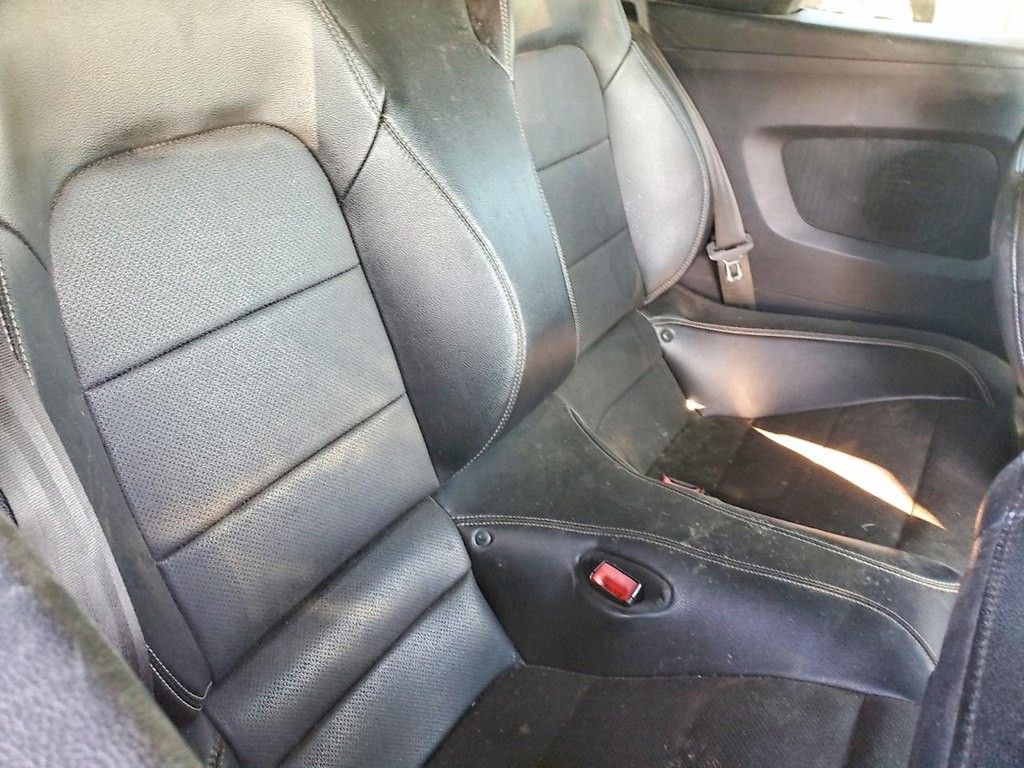 2020 Ford Mustang Image 2