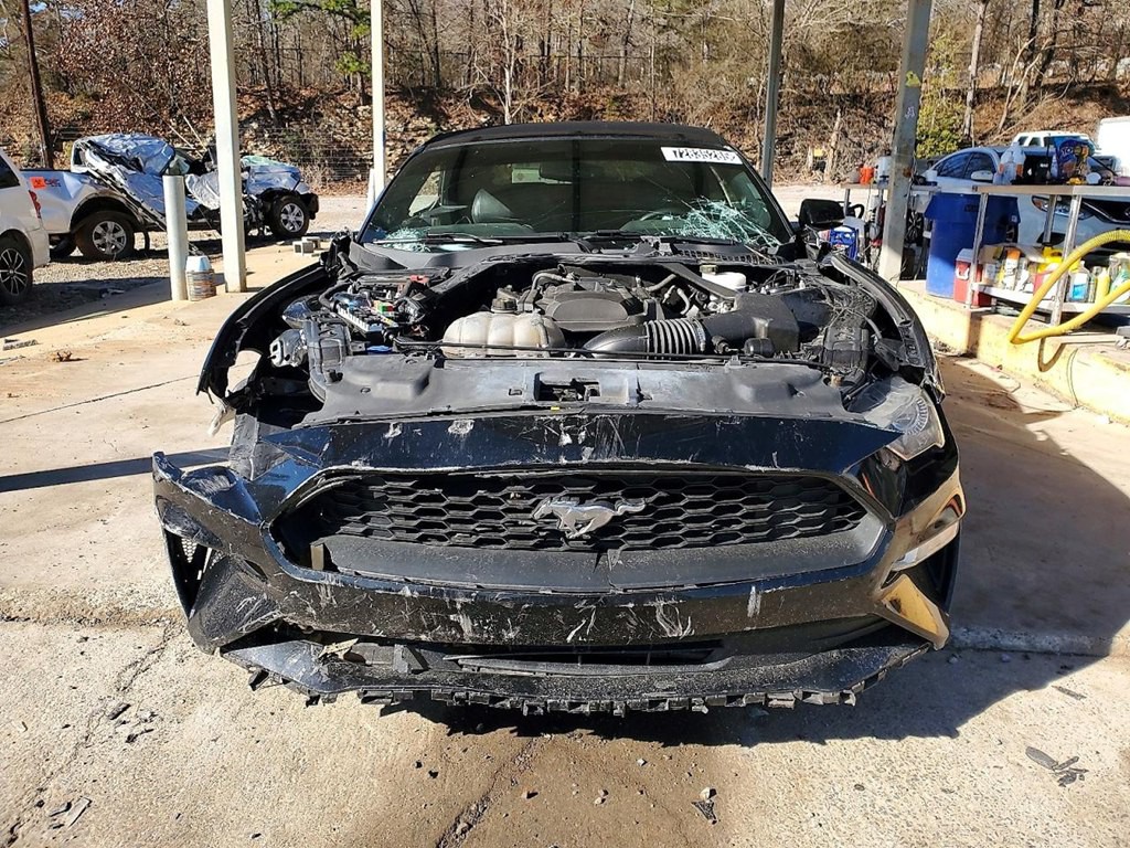 2020 Ford Mustang Image 9