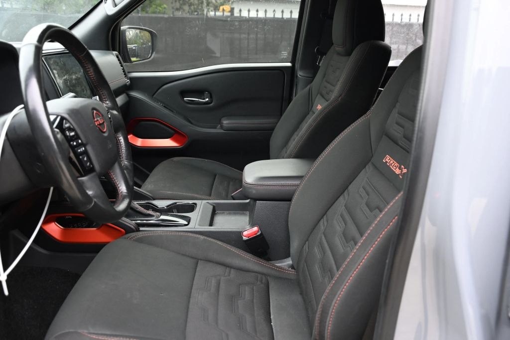 2023 Nissan Frontier Image 14