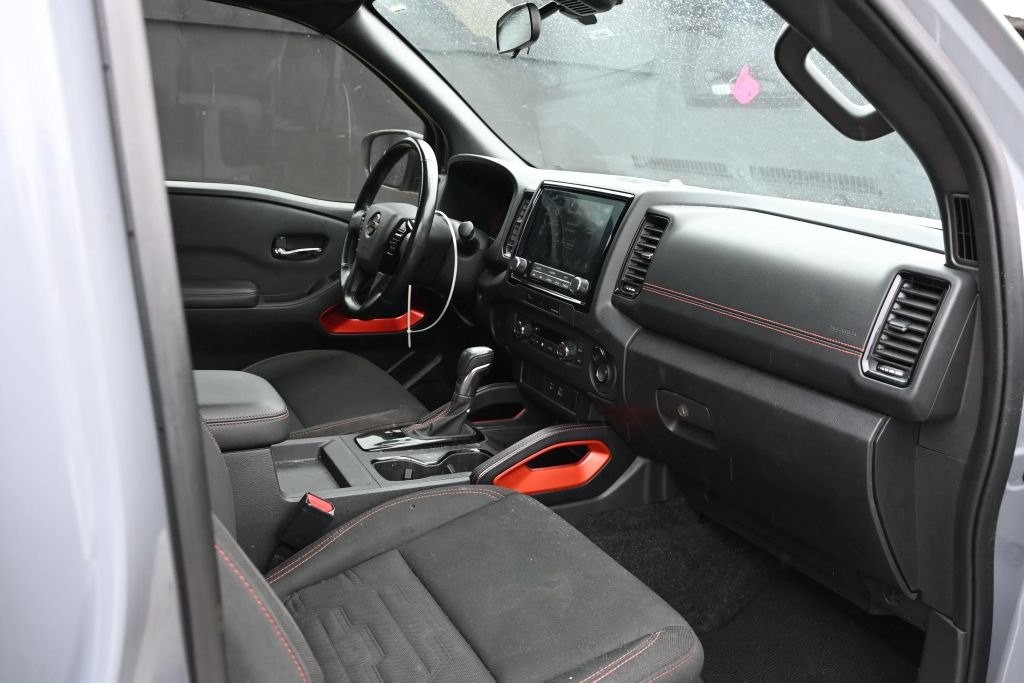 2023 Nissan Frontier Image 16