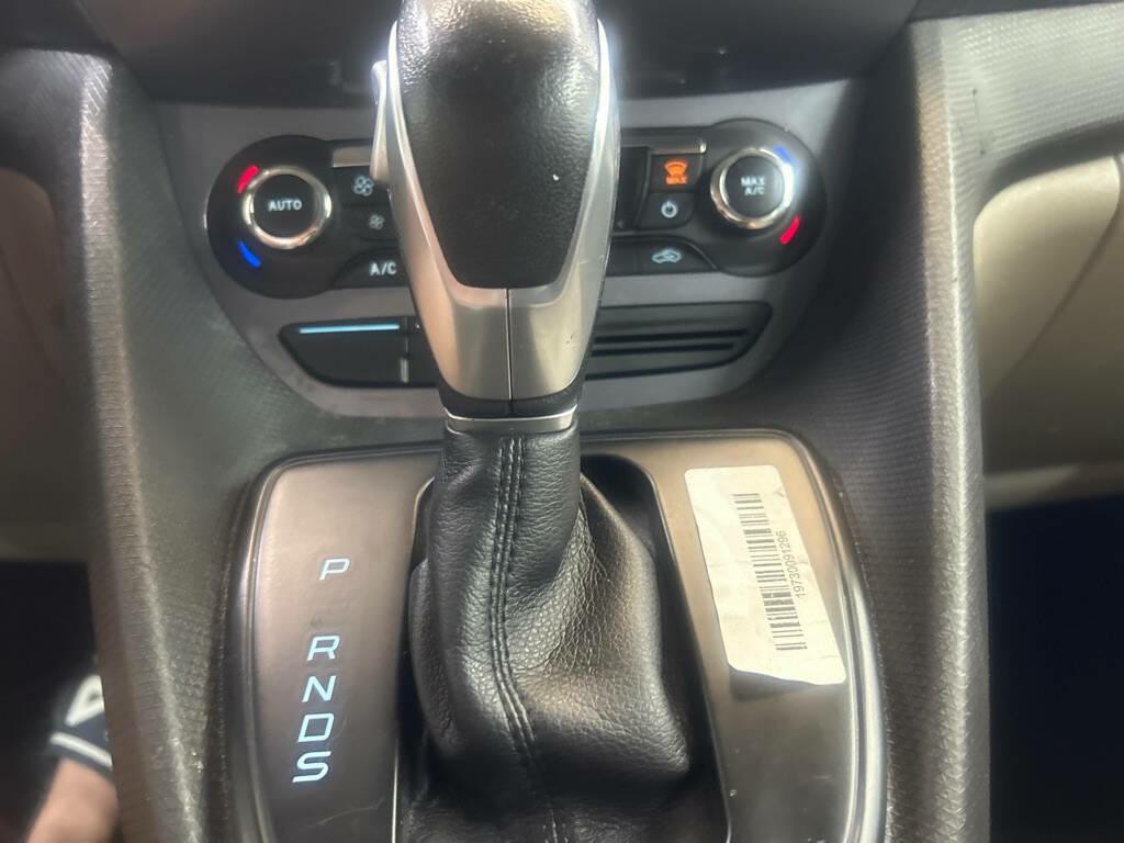 2016 Ford Transit Connect Image 15
