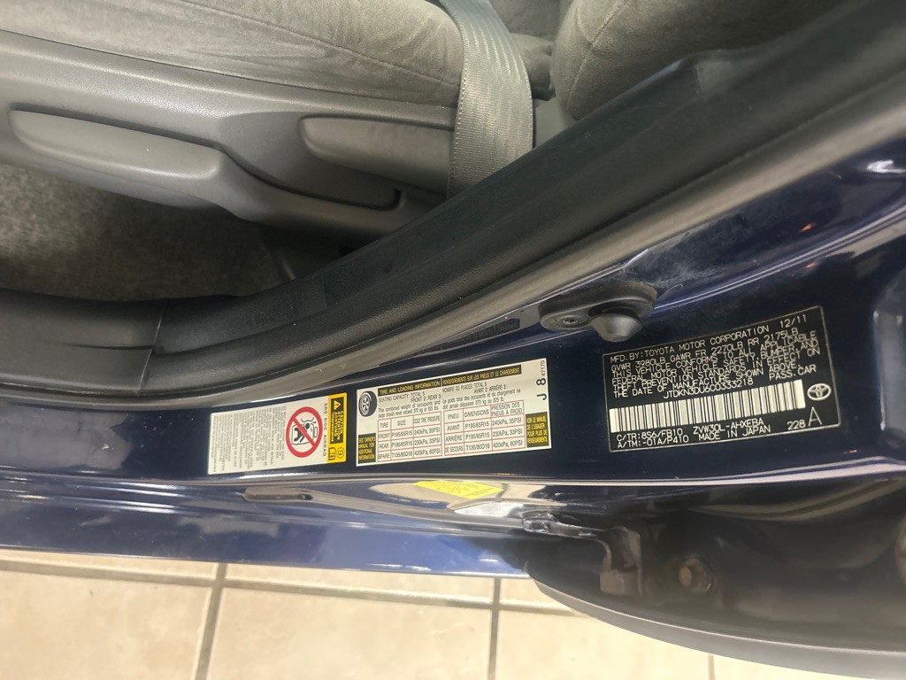 2012 Toyota Prius Image 10