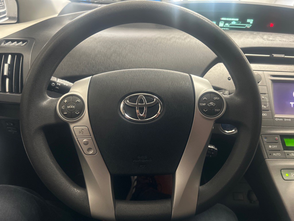 2012 Toyota Prius Image 13
