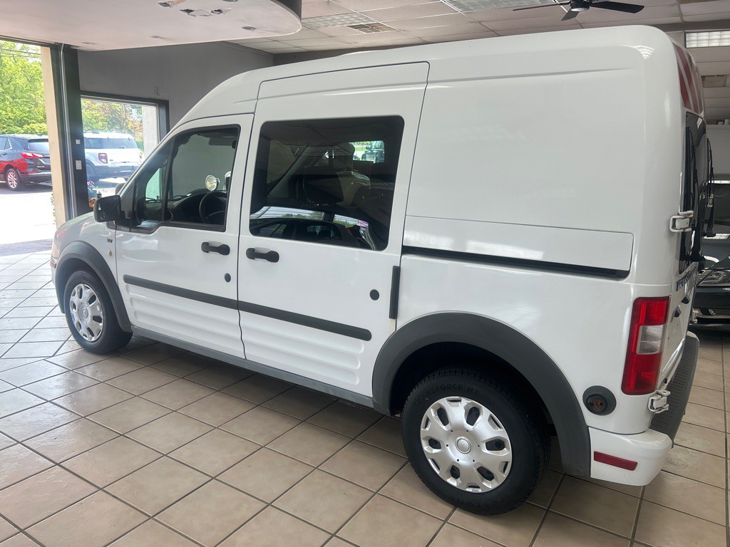 2010 Ford Transit Connect Image 2