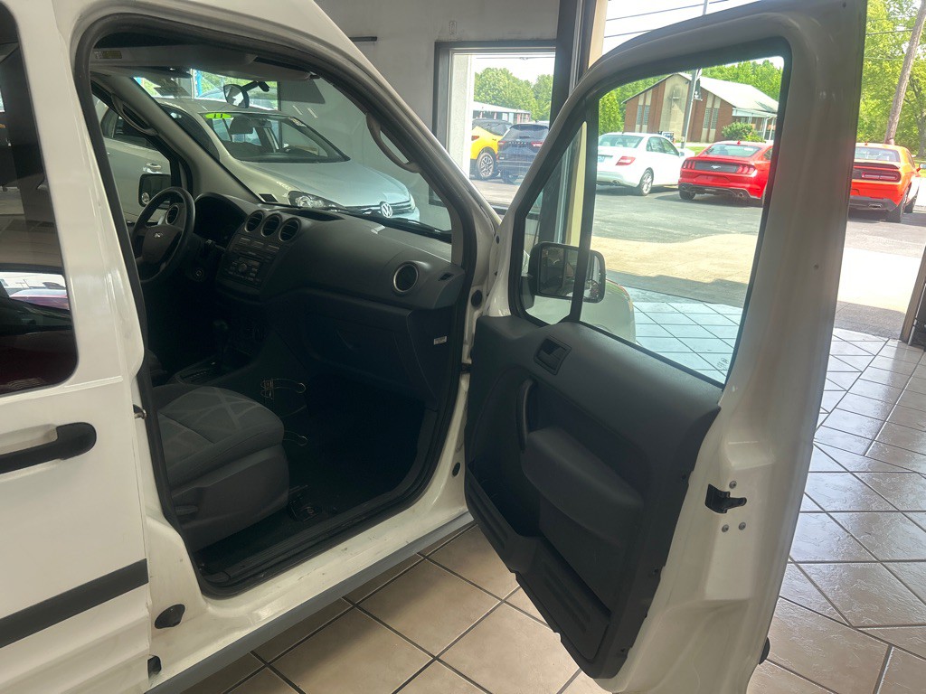 2010 Ford Transit Connect Image 24