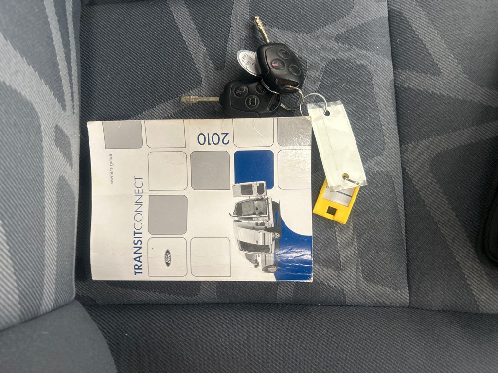 2010 Ford Transit Connect Image 28