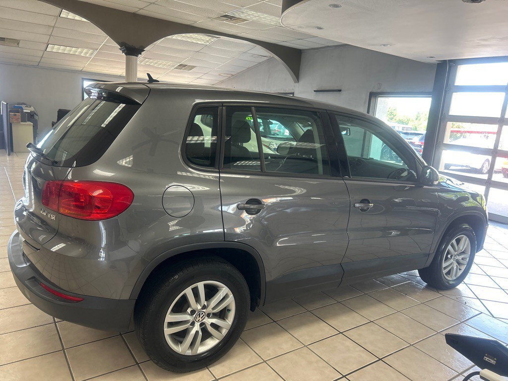2012 Volkswagen Tiguan Image 4