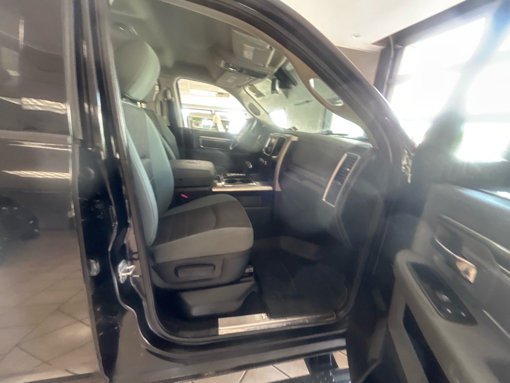2013 RAM 1500 Image 30
