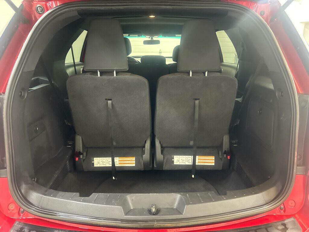 2012 Ford Explorer Image 22