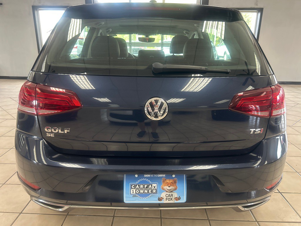 2018 Volkswagen Golf Image 3