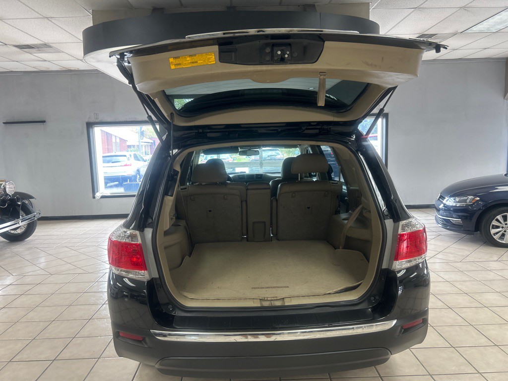 2012 Toyota Highlander Image 23