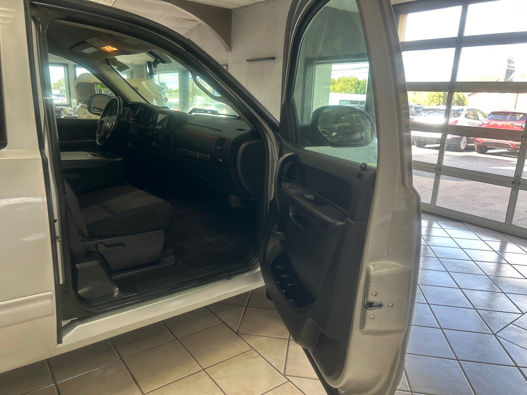 2012 Chevrolet Silverado 1500 Image 23