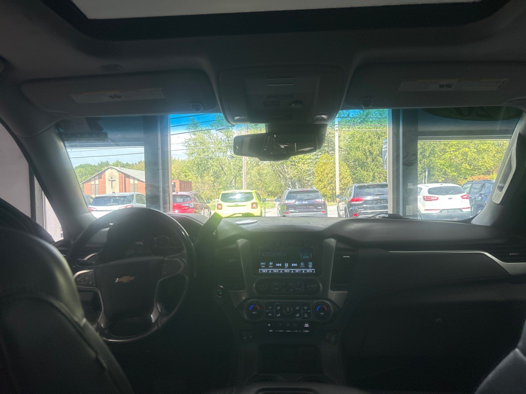 2020 Chevrolet Suburban Image 21