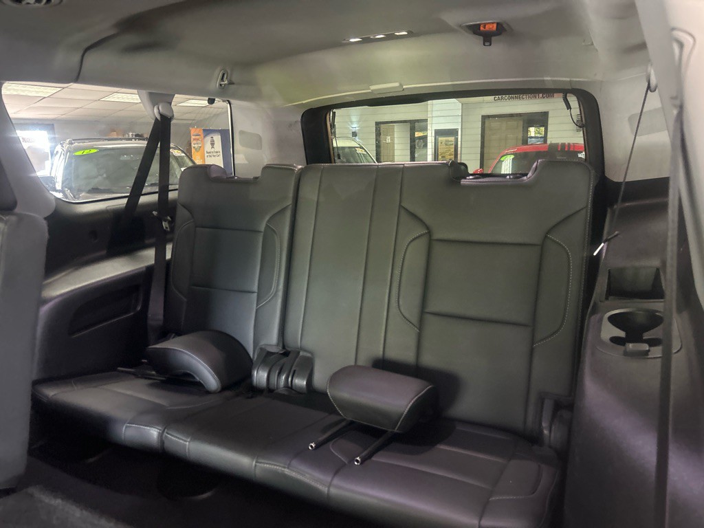 2020 Chevrolet Suburban Image 24