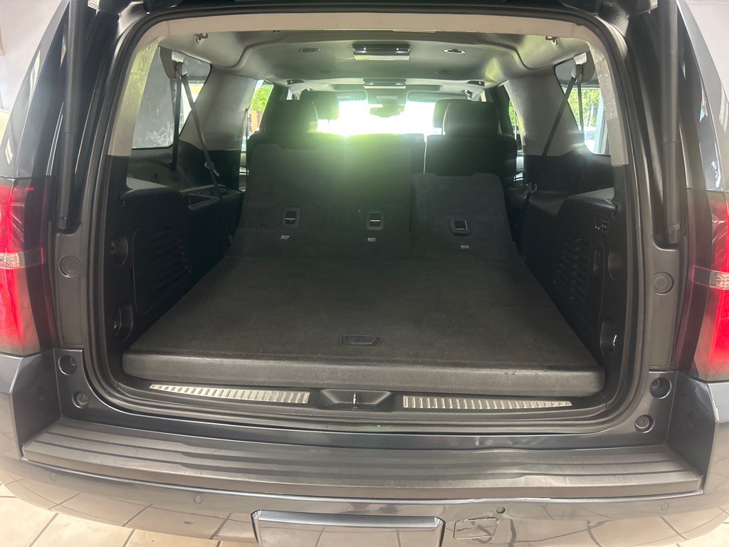 2020 Chevrolet Suburban Image 26