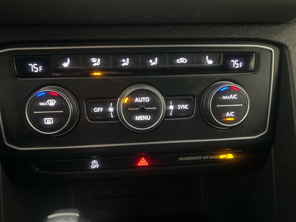 2020 Volkswagen Atlas Cross Sport Image 14