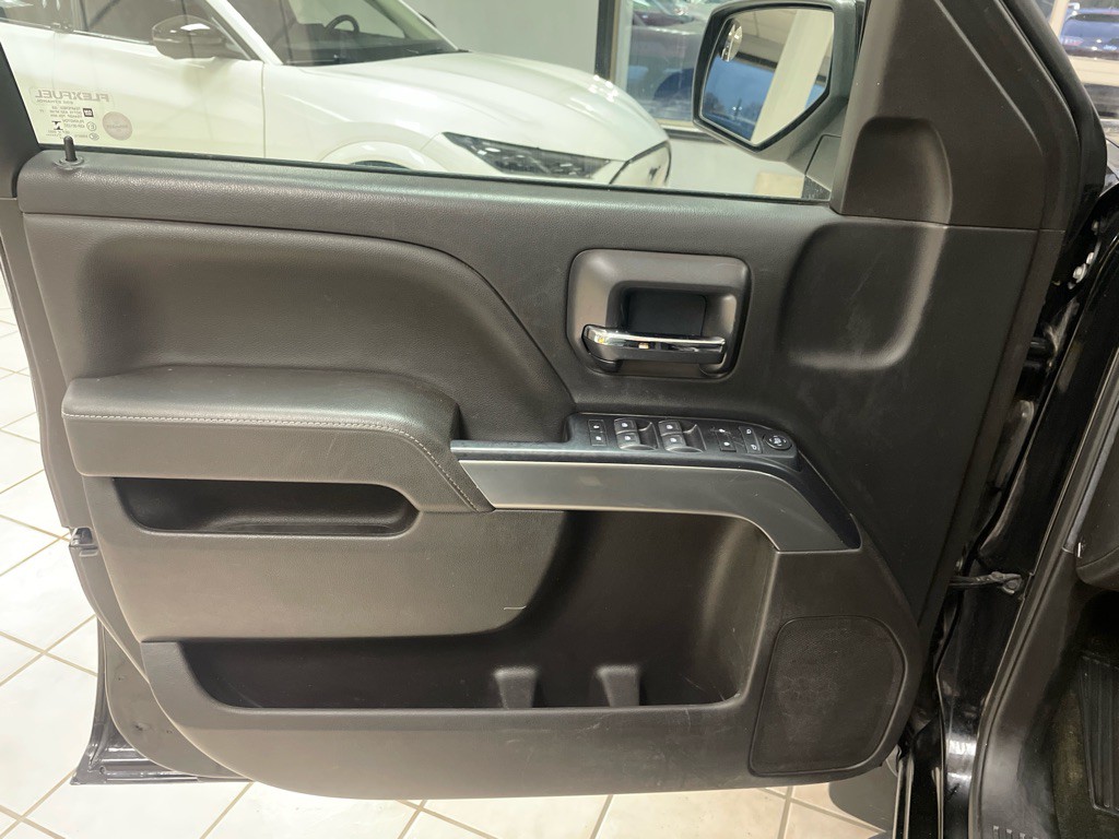 2018 Chevrolet Silverado 1500 Image 9