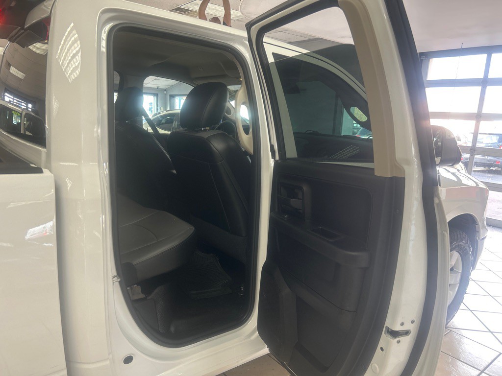 2021 RAM 1500 Image 25