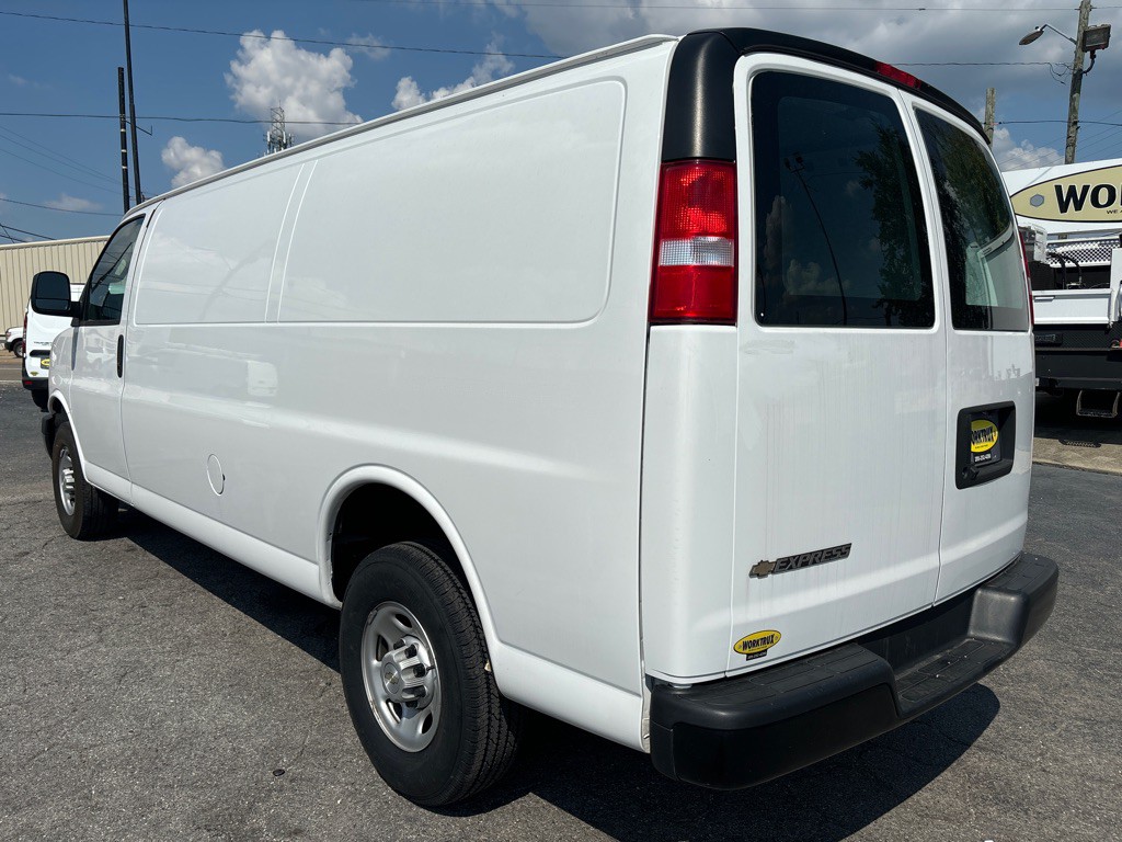 2022 Chevrolet Silverado 2500 Image 3