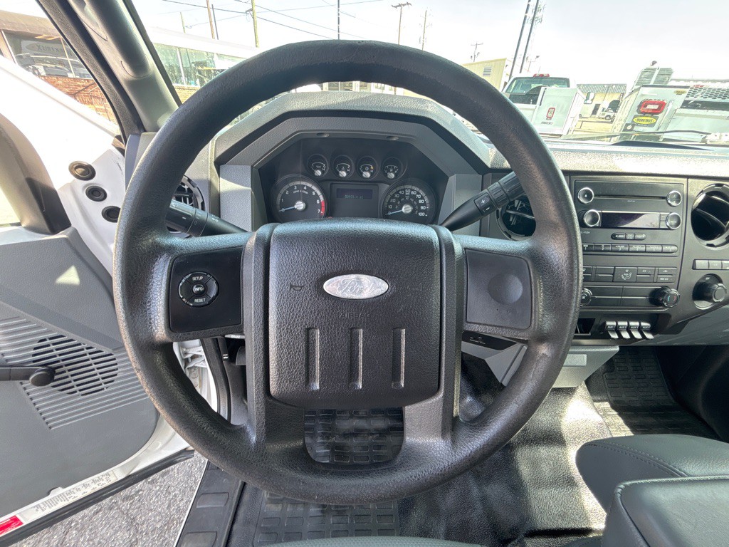 2015 Ford F-350 Image 10