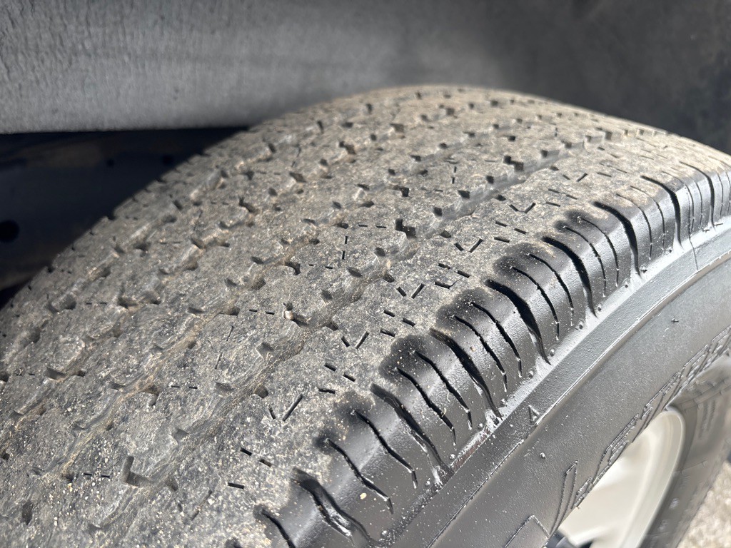 2022 Chevrolet G3500-pass Image 22