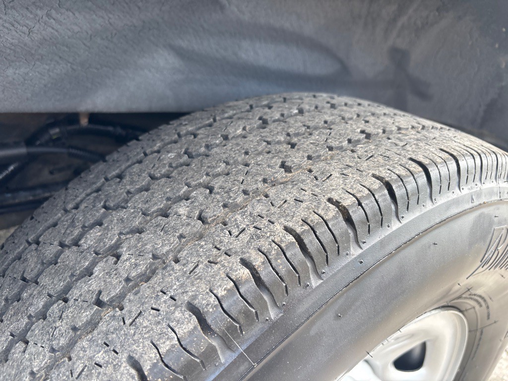 2022 Chevrolet G3500-pass Image 23
