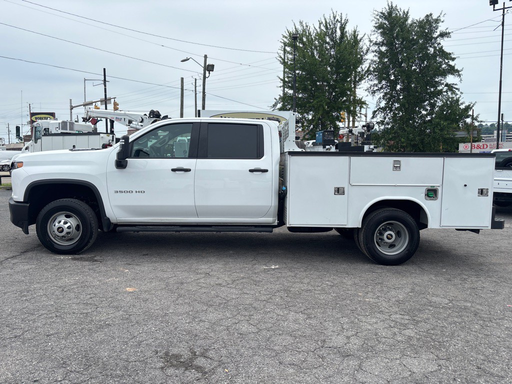 2023 Chevrolet C/K 3500 Image 2