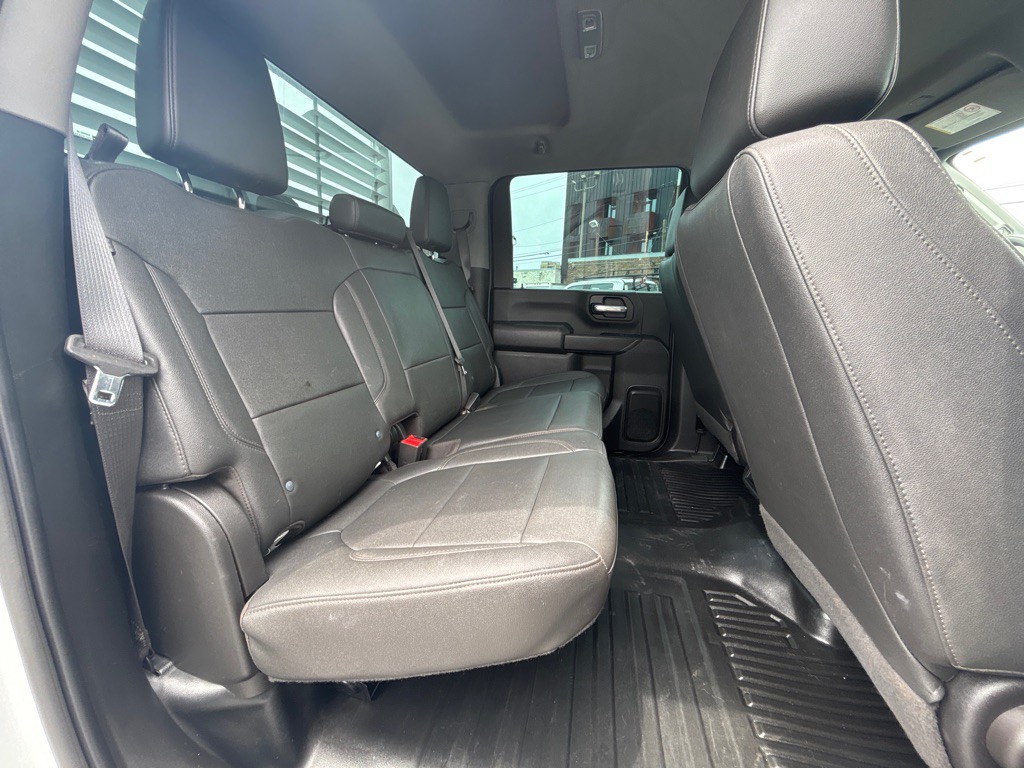 2023 Chevrolet C/K 3500 Image 21