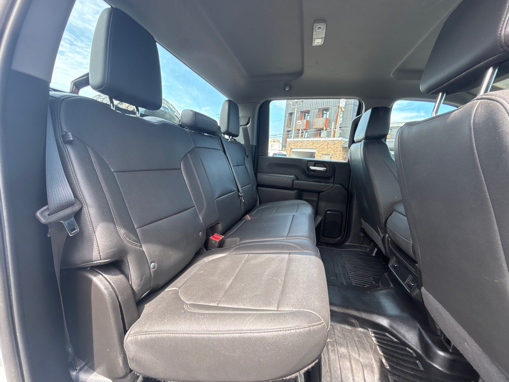2023 Chevrolet C/K 3500 Image 21