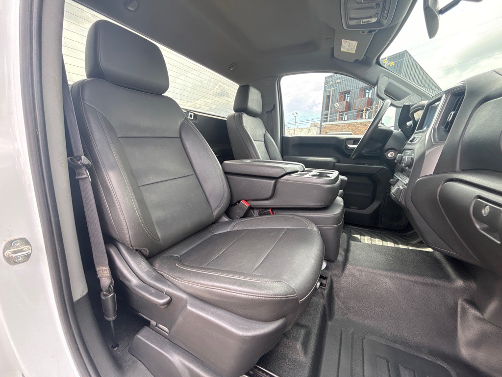 2022 Chevrolet C/K 3500 Image 18