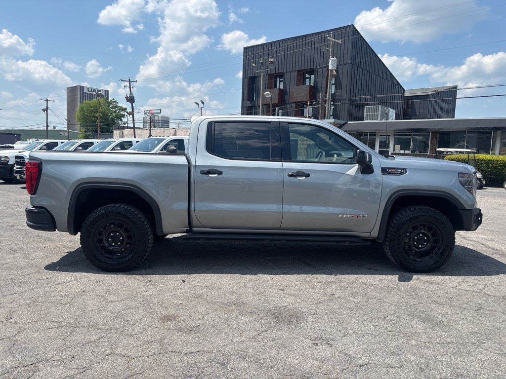 2023 GMC Sierra Image 6