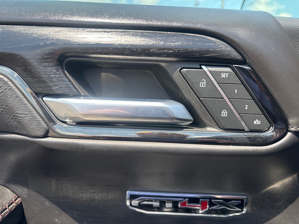 2023 GMC Sierra Image 11