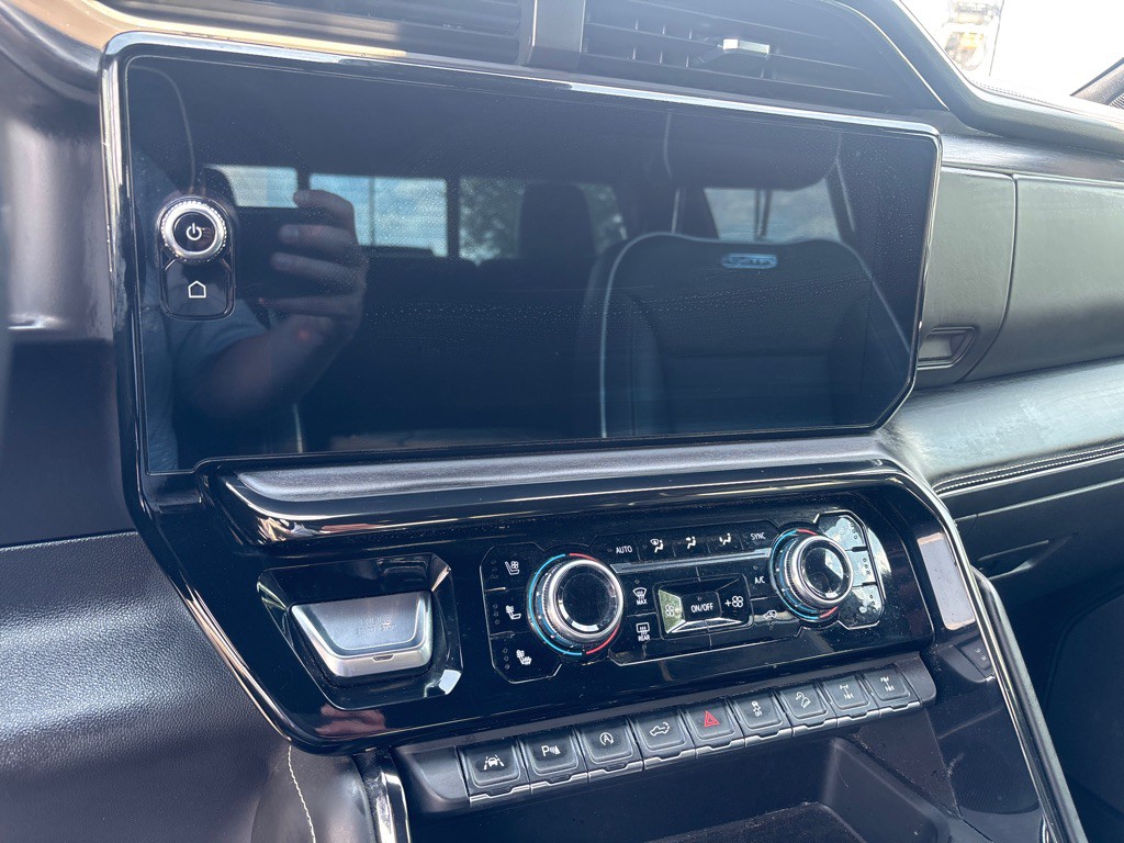 2023 GMC Sierra Image 16
