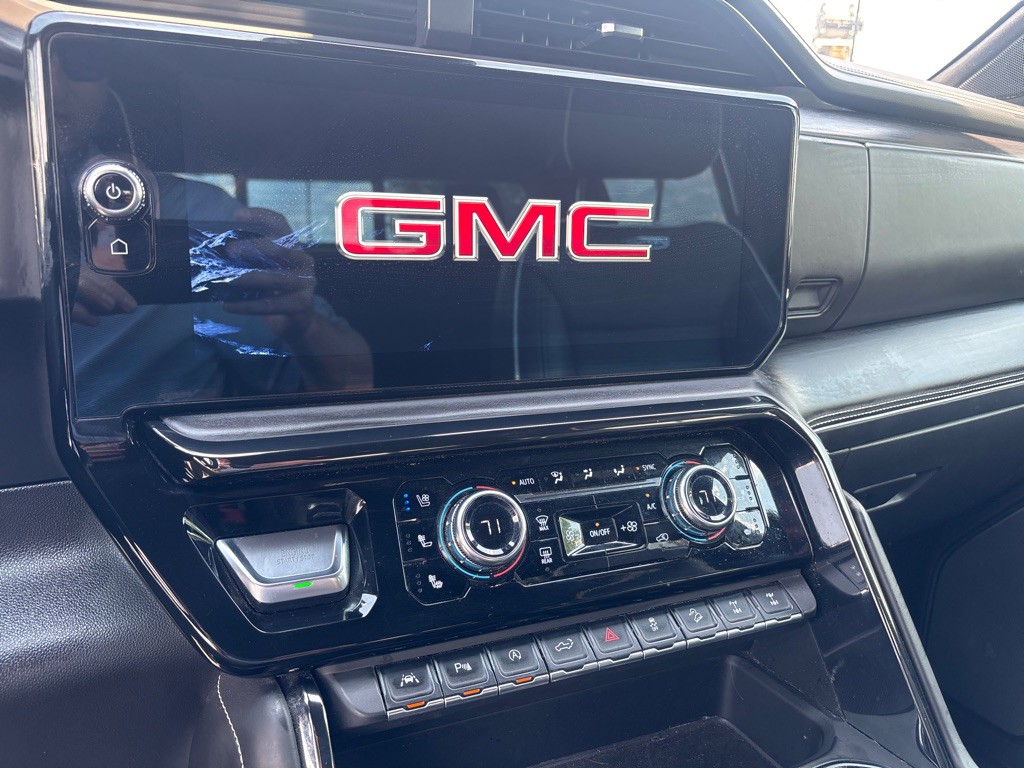 2023 GMC Sierra Image 18