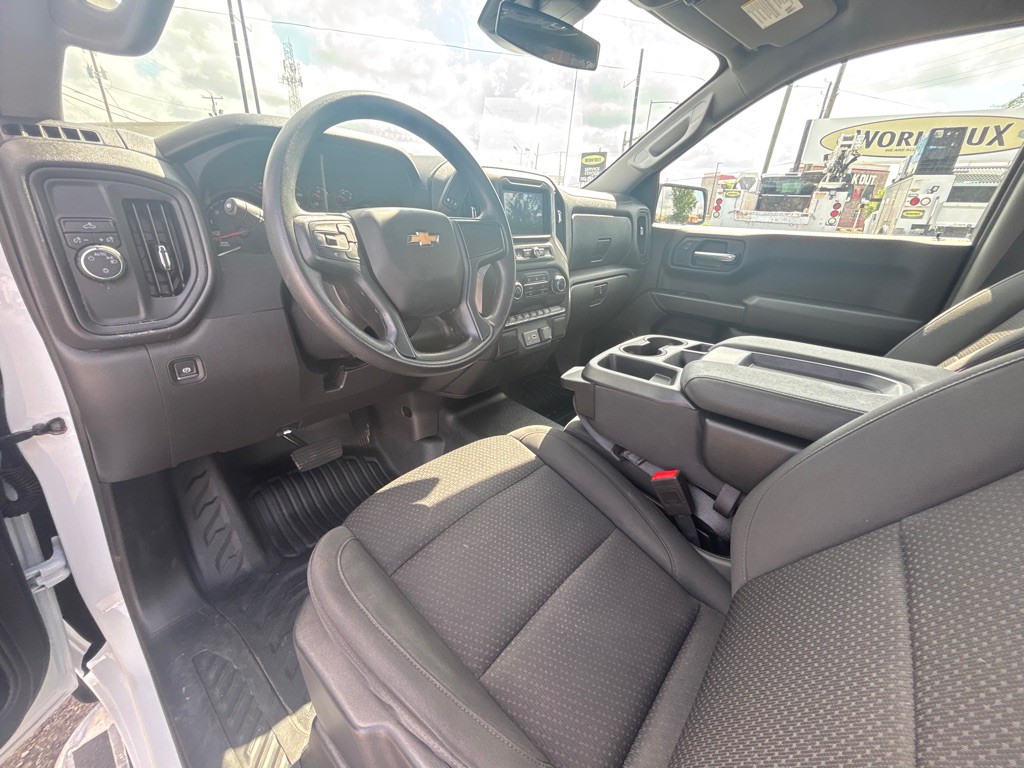 2024 Chevrolet Silverado 1500 Image 9